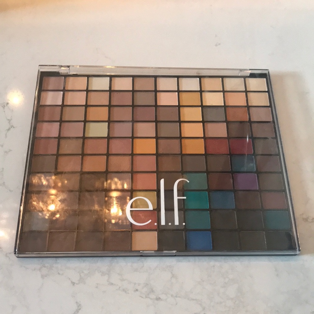 ELF 100 eyeshadow pallete